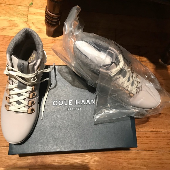 NWT Women's ZERØGRAND Waterproof Hiker Boot. - Picture 5 of 8